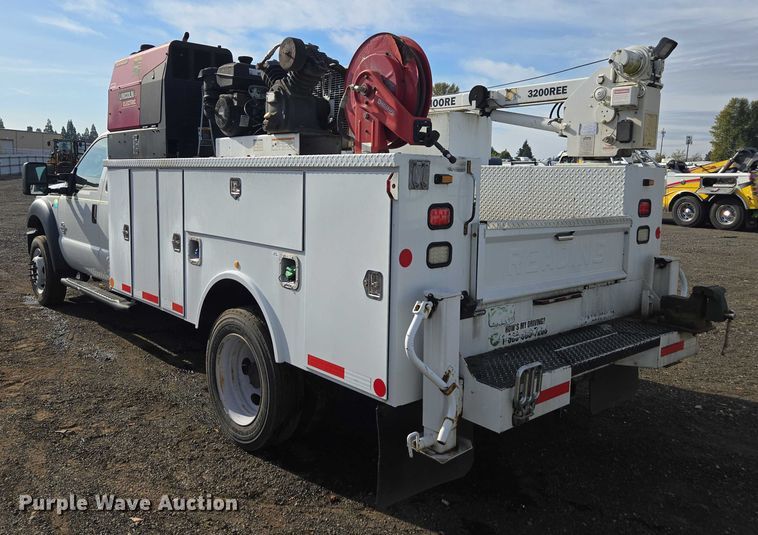 image for item YA1007 2015 Ford F550 SuperCab utility / service truck