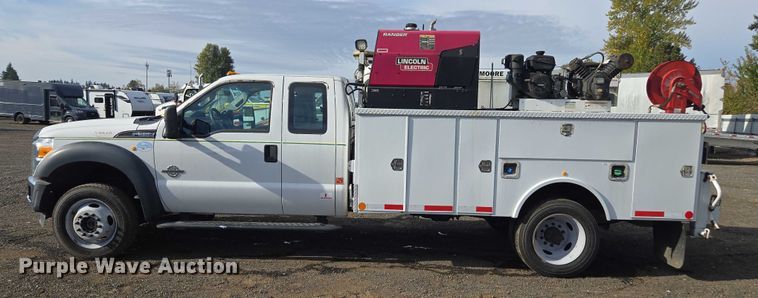 image for item YA1007 2015 Ford F550 SuperCab utility / service truck