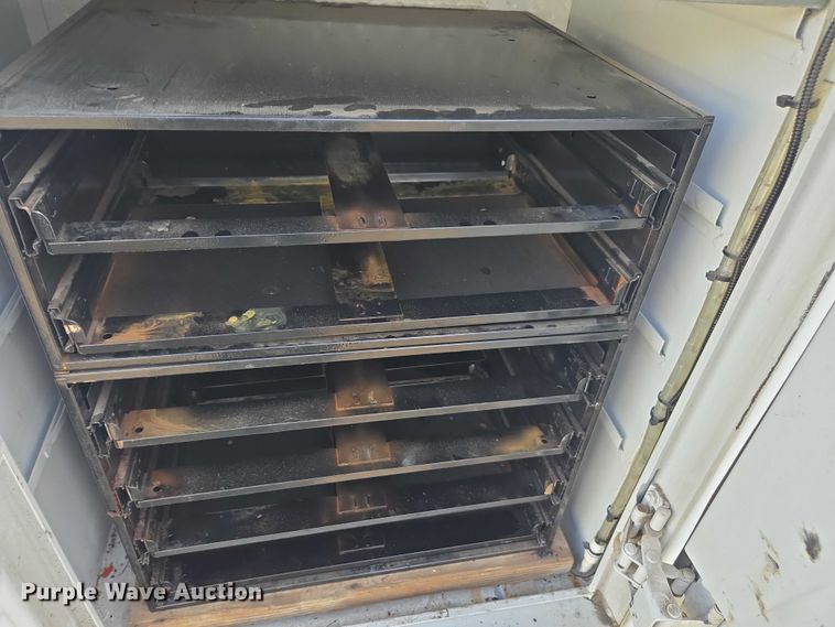 image for item YA1007 2015 Ford F550 SuperCab utility / service truck