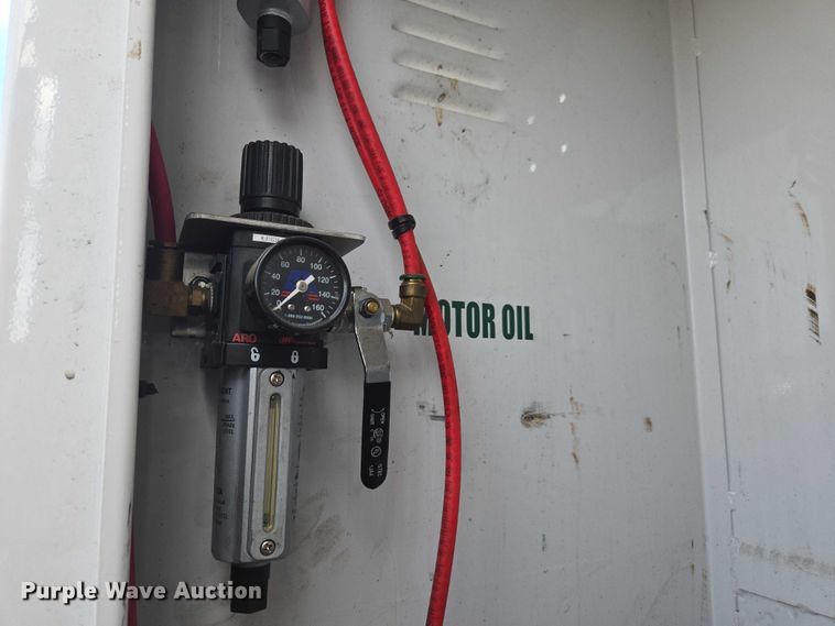 image for item YA1007 2015 Ford F550 SuperCab utility / service truck