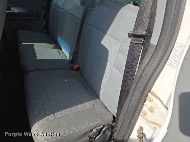 image for item YA1007 2015 Ford F550 SuperCab utility / service truck