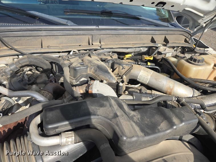 image for item YA1007 2015 Ford F550 SuperCab utility / service truck