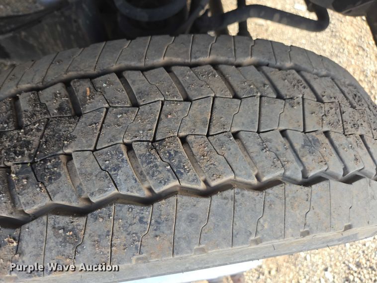 image for item YA1007 2015 Ford F550 SuperCab utility / service truck