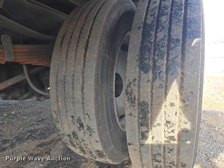 image for item YA1007 2015 Ford F550 SuperCab utility / service truck