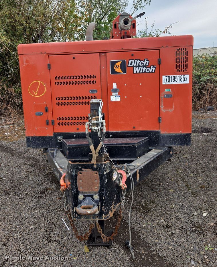 image for item YA1008 2018 Ditch Witch HX75 vacuum excavator