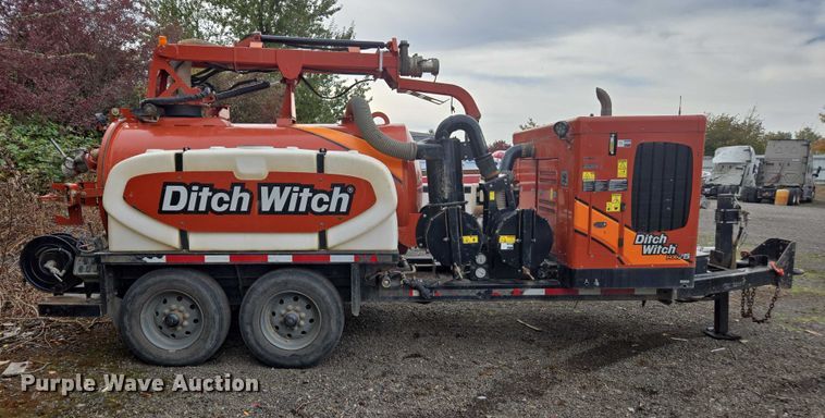 image for item YA1008 2018 Ditch Witch HX75 vacuum excavator