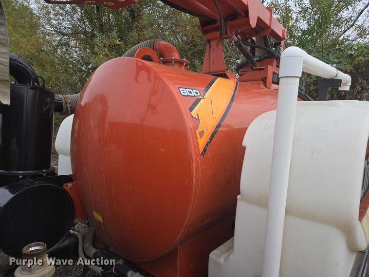 image for item YA1008 2018 Ditch Witch HX75 vacuum excavator