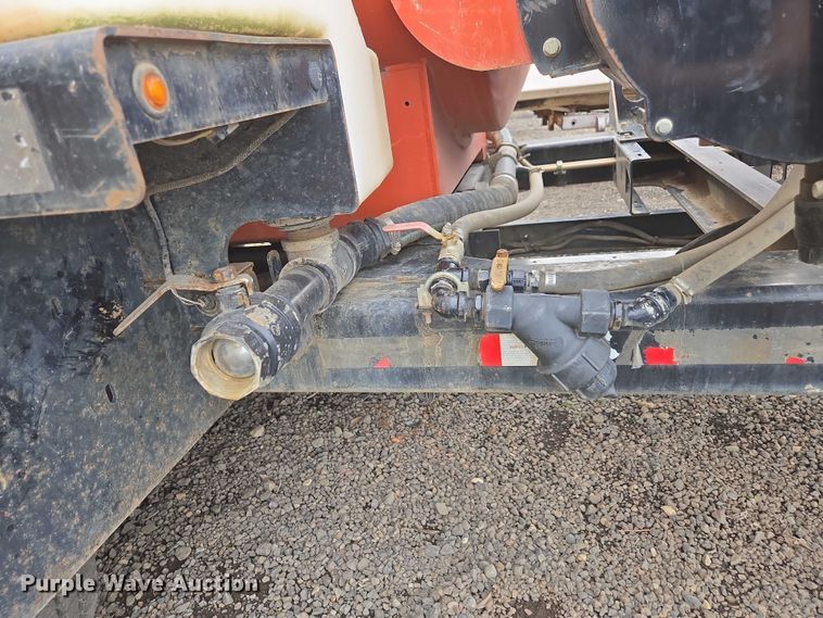 image for item YA1008 2018 Ditch Witch HX75 vacuum excavator