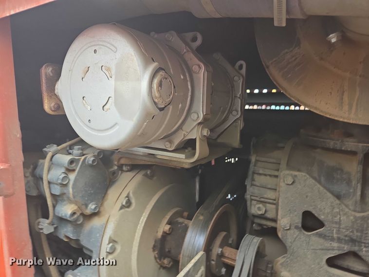 image for item YA1008 2018 Ditch Witch HX75 vacuum excavator