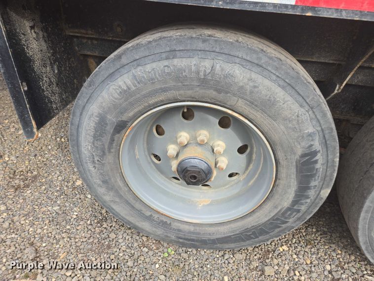 image for item YA1008 2018 Ditch Witch HX75 vacuum excavator