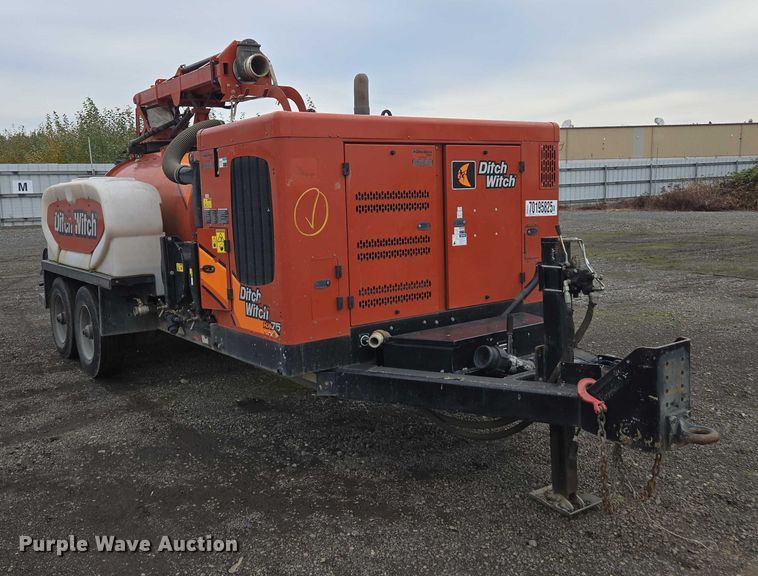image for item YA1009 2019 Ditch Witch HX75 vacuum excavator