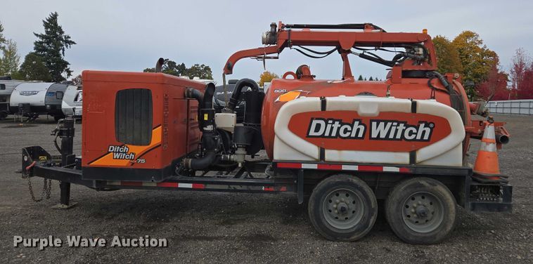 image for item YA1009 2019 Ditch Witch HX75 vacuum excavator
