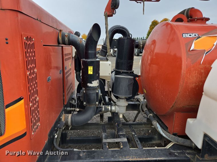 image for item YA1009 2019 Ditch Witch HX75 vacuum excavator