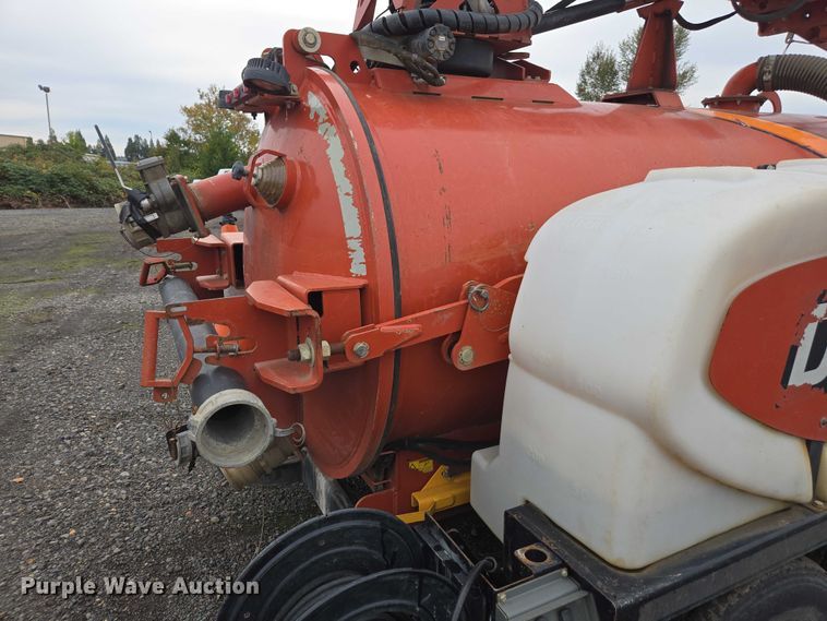 image for item YA1009 2019 Ditch Witch HX75 vacuum excavator