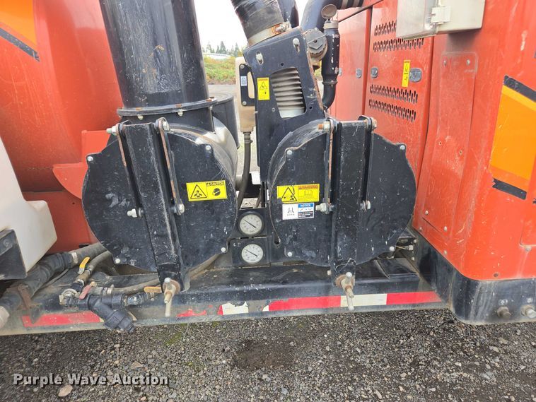 image for item YA1009 2019 Ditch Witch HX75 vacuum excavator