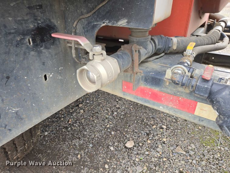 image for item YA1009 2019 Ditch Witch HX75 vacuum excavator