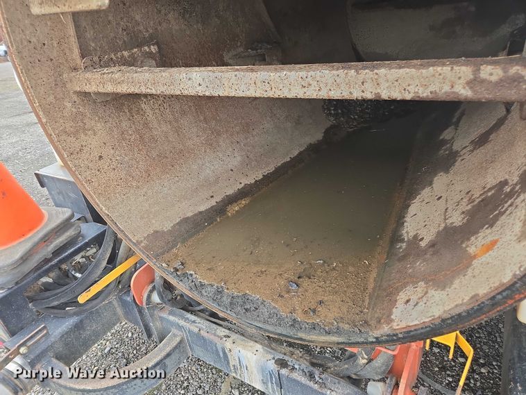 image for item YA1009 2019 Ditch Witch HX75 vacuum excavator