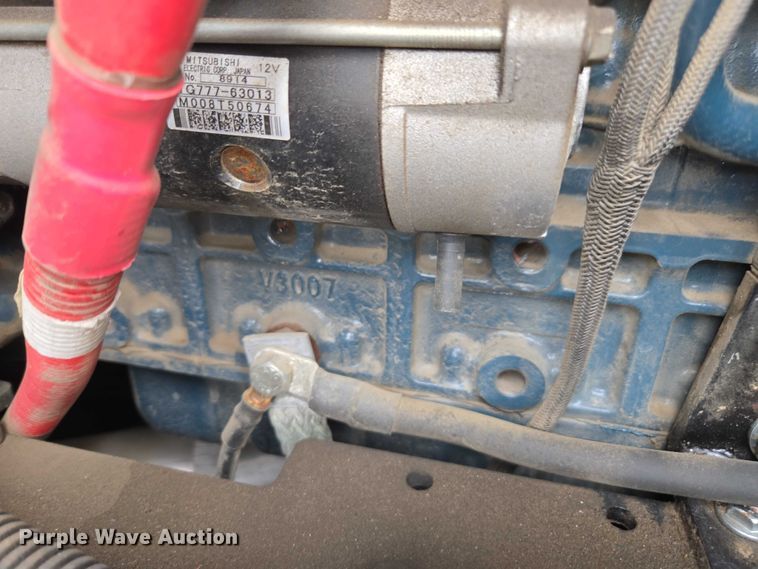 image for item YA1009 2019 Ditch Witch HX75 vacuum excavator