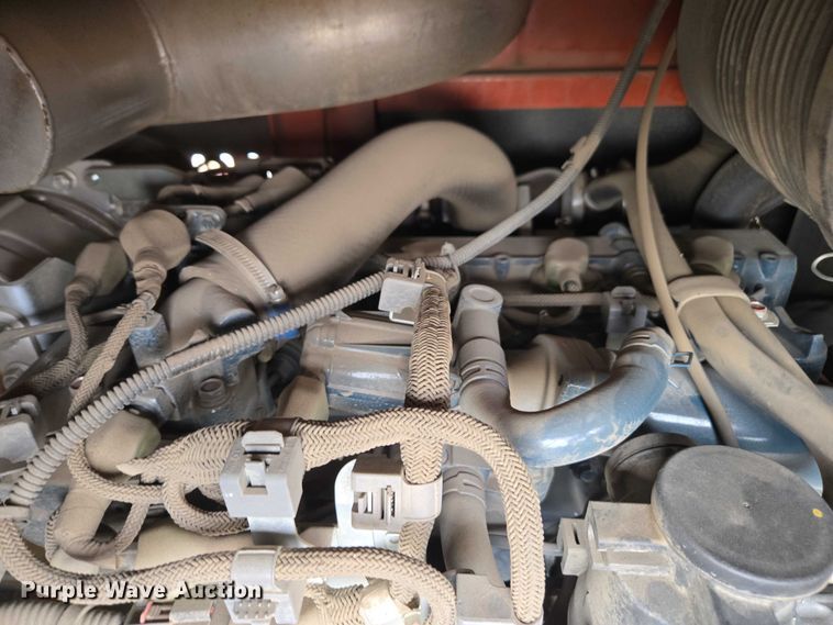 image for item YA1009 2019 Ditch Witch HX75 vacuum excavator