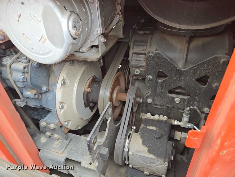 image for item YA1009 2019 Ditch Witch HX75 vacuum excavator