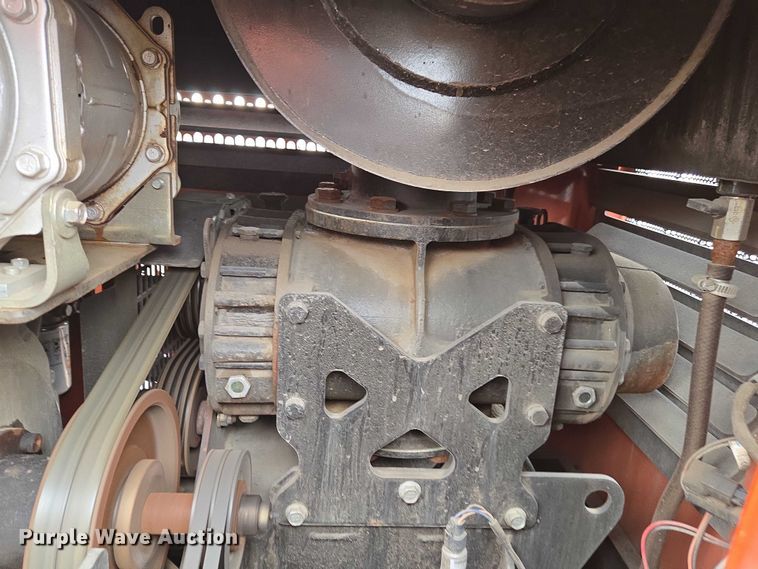 image for item YA1009 2019 Ditch Witch HX75 vacuum excavator