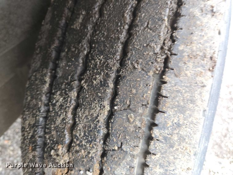 image for item YA1009 2019 Ditch Witch HX75 vacuum excavator