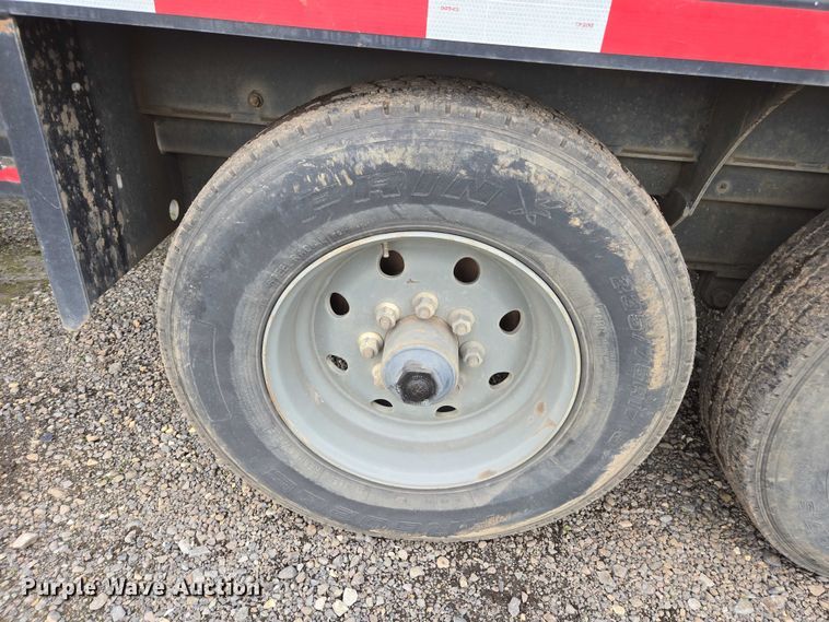 image for item YA1009 2019 Ditch Witch HX75 vacuum excavator