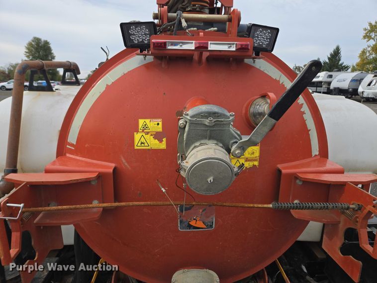 image for item YA1010 2019 Ditch Witch HX50 vacuum excavator