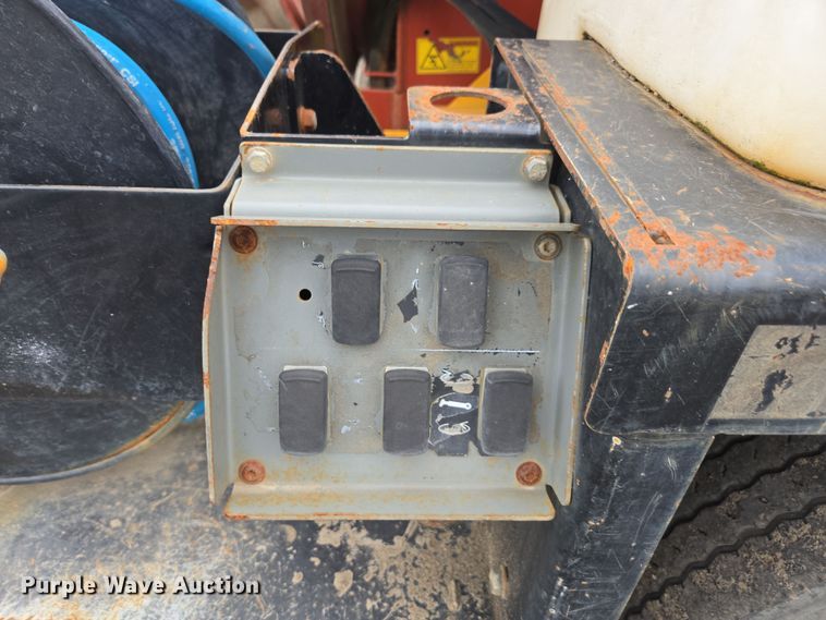 image for item YA1010 2019 Ditch Witch HX50 vacuum excavator