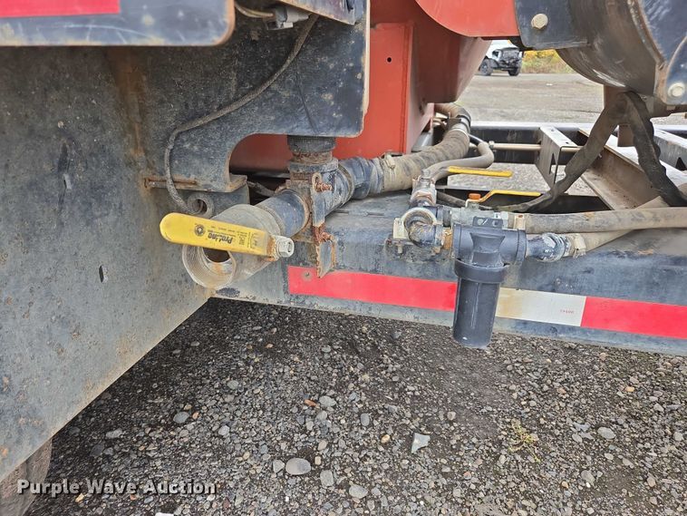 image for item YA1010 2019 Ditch Witch HX50 vacuum excavator