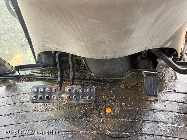 image for item YA1011 2012 Case 580 Super N backhoe