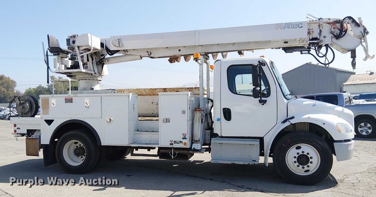 image for item YA1225 2014 Freightliner Business Class M2 digger derrick truck