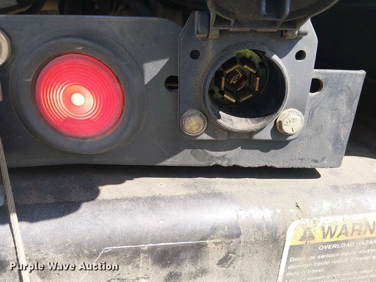 image for item YA1225 2014 Freightliner Business Class M2 digger derrick truck