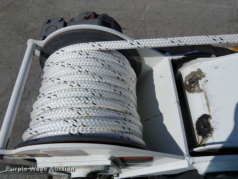 image for item YA1225 2014 Freightliner Business Class M2 digger derrick truck