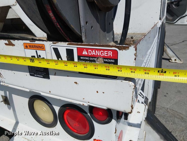 image for item YA1225 2014 Freightliner Business Class M2 digger derrick truck