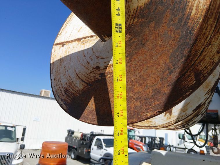 image for item YA1225 2014 Freightliner Business Class M2 digger derrick truck