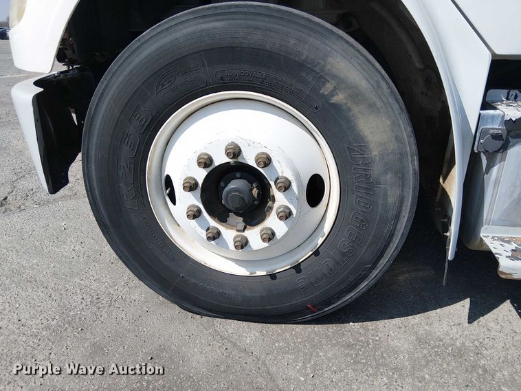 image for item YA1225 2014 Freightliner Business Class M2 digger derrick truck