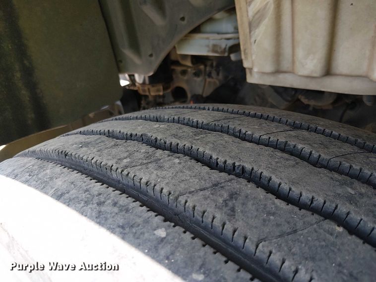 image for item YA1225 2014 Freightliner Business Class M2 digger derrick truck