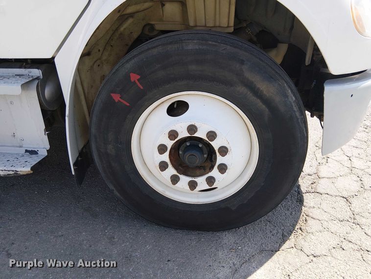 image for item YA1225 2014 Freightliner Business Class M2 digger derrick truck