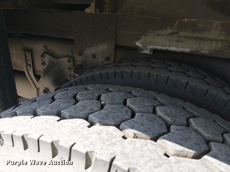 image for item YA1225 2014 Freightliner Business Class M2 digger derrick truck