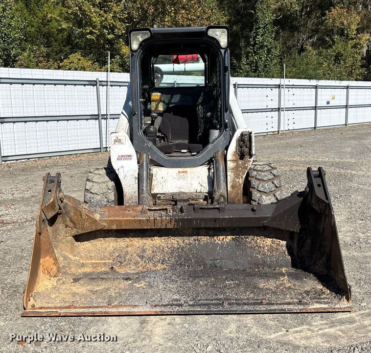 MINI CARGADOR SOBRE RUEDAS 2020 BOBCAT S770