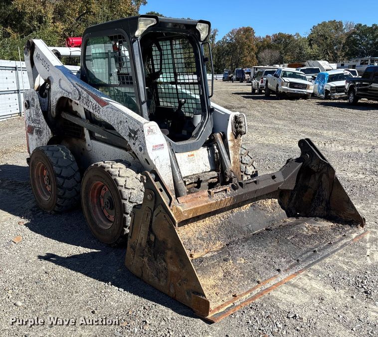 MINI CARGADOR SOBRE RUEDAS 2020 BOBCAT S770