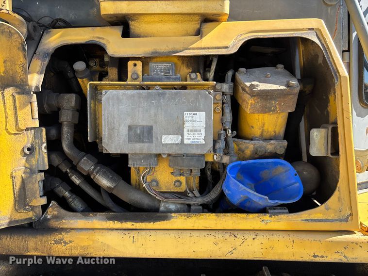 image for item YA1284 2006 Komatsu D65EX-15E0 dozer