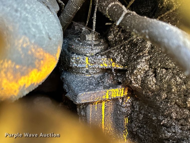 image for item YA1284 2006 Komatsu D65EX-15E0 dozer