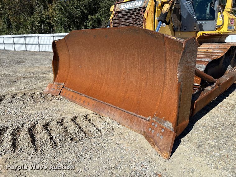 image for item YA1284 2006 Komatsu D65EX-15E0 dozer