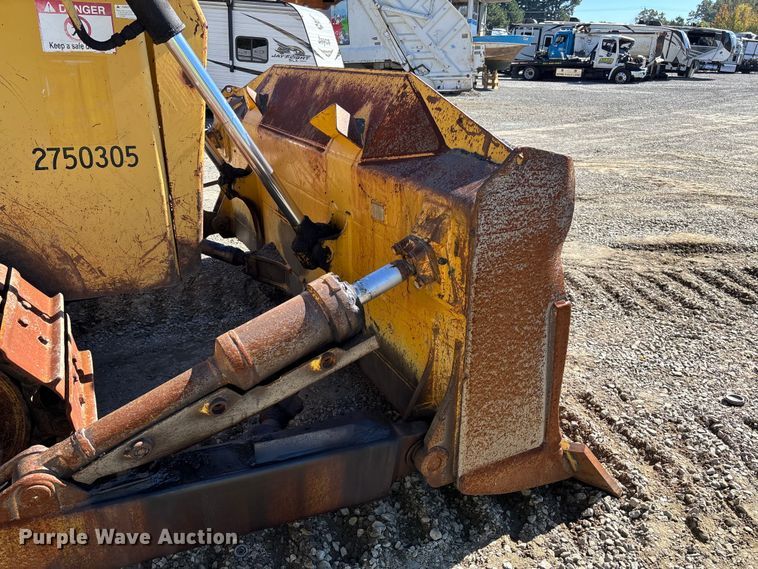 image for item YA1284 2006 Komatsu D65EX-15E0 dozer