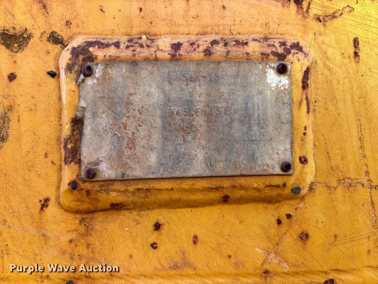 image for item YA1284 2006 Komatsu D65EX-15E0 dozer