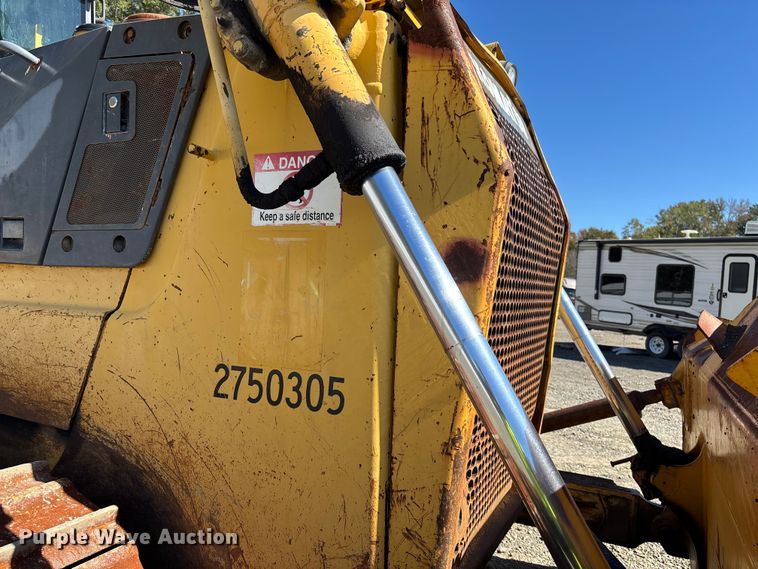 image for item YA1284 2006 Komatsu D65EX-15E0 dozer