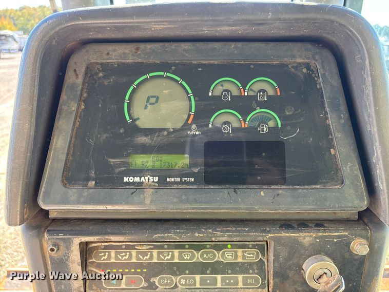 image for item YA1284 2006 Komatsu D65EX-15E0 dozer