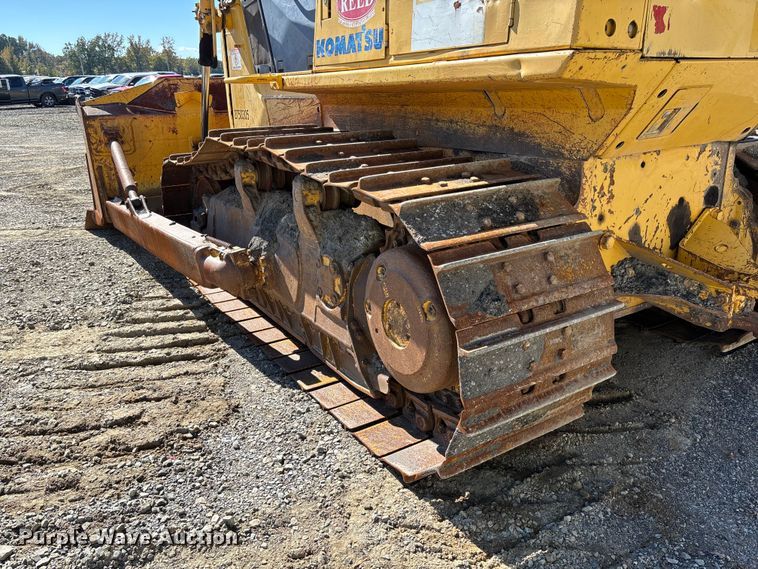 image for item YA1284 2006 Komatsu D65EX-15E0 dozer